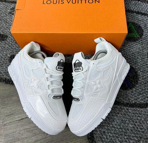 LOUIS VITTON