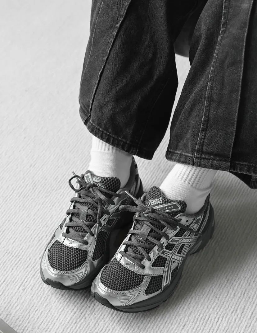 ASICS 1130