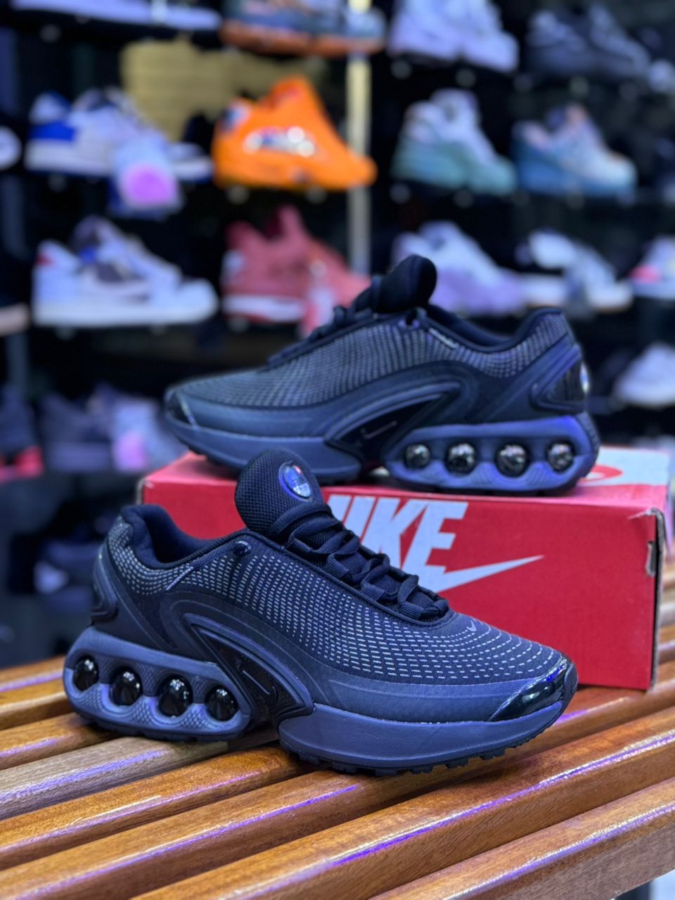 AIR MAX DN