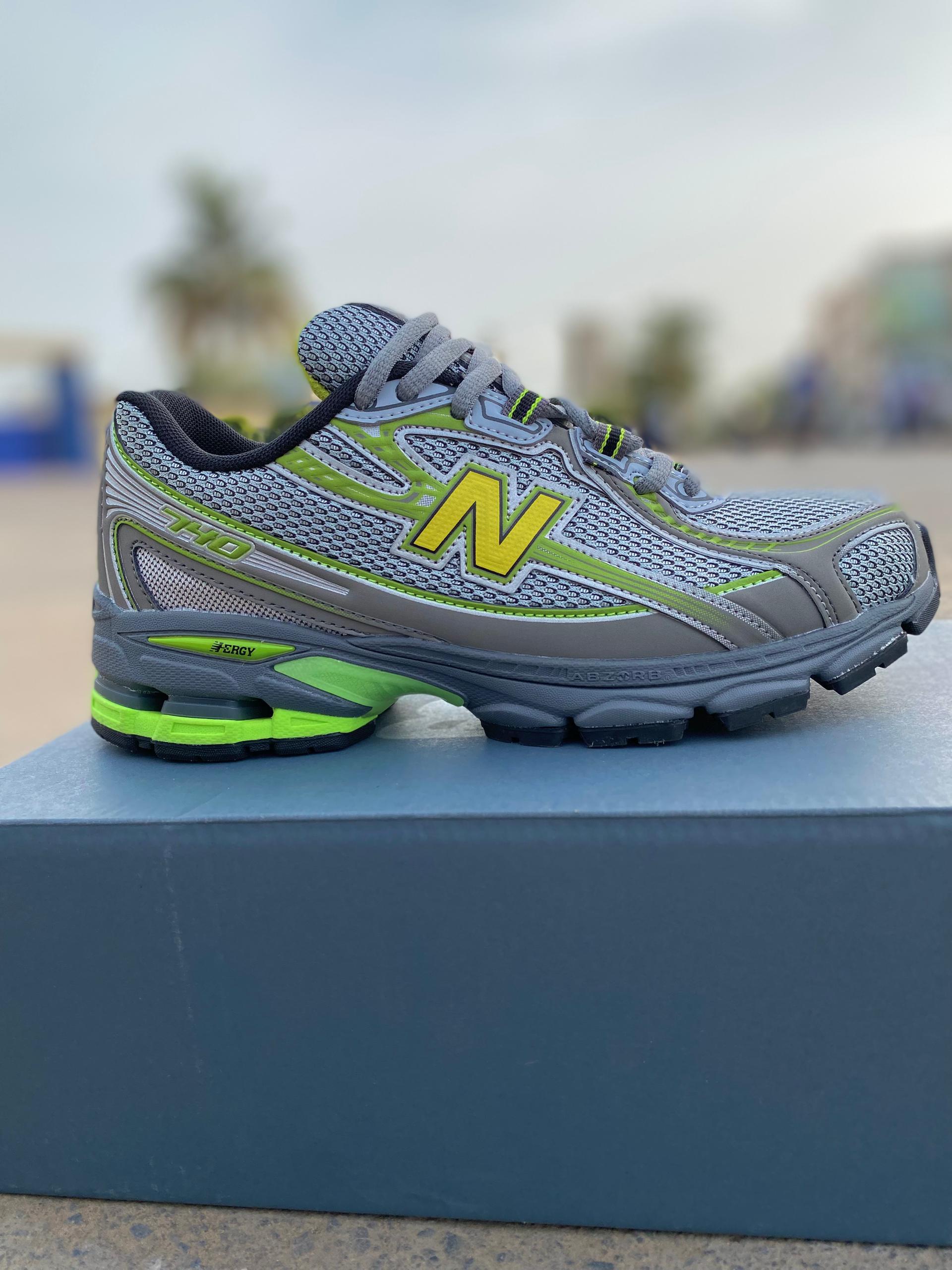 NEW BALENCIE 740