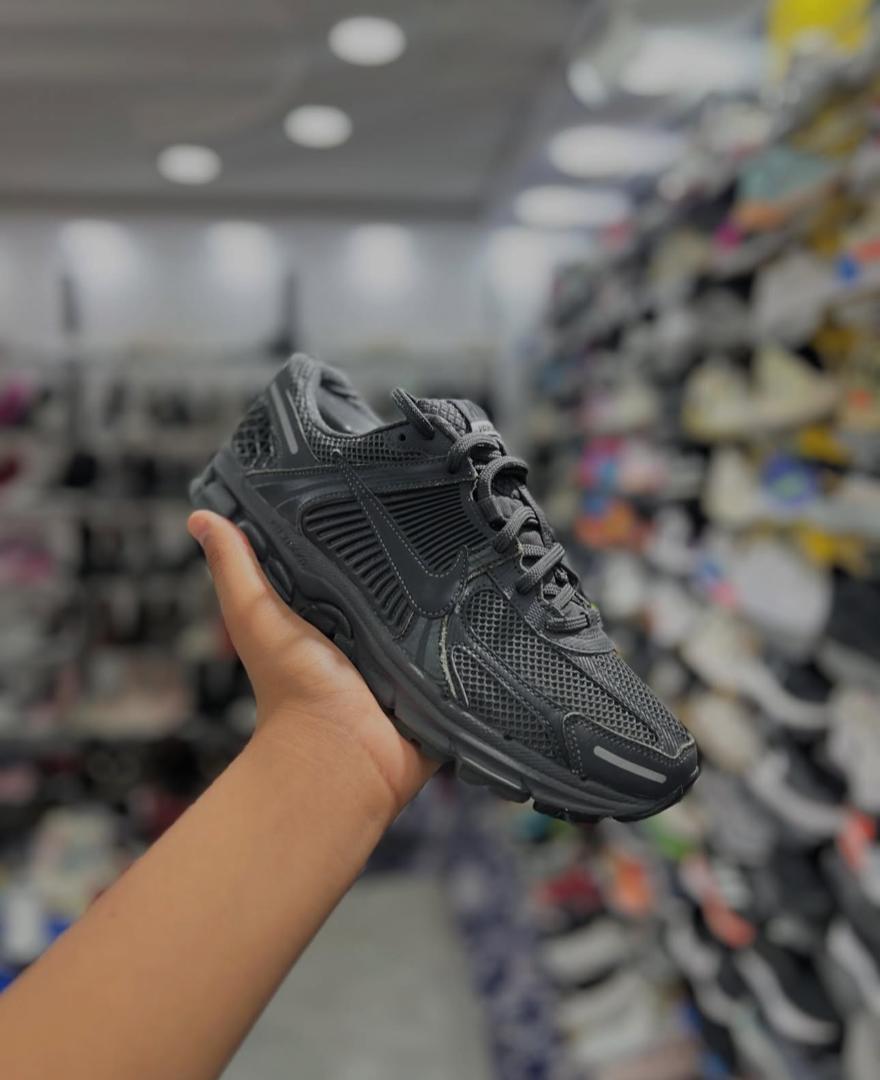 NIKE VAMERO