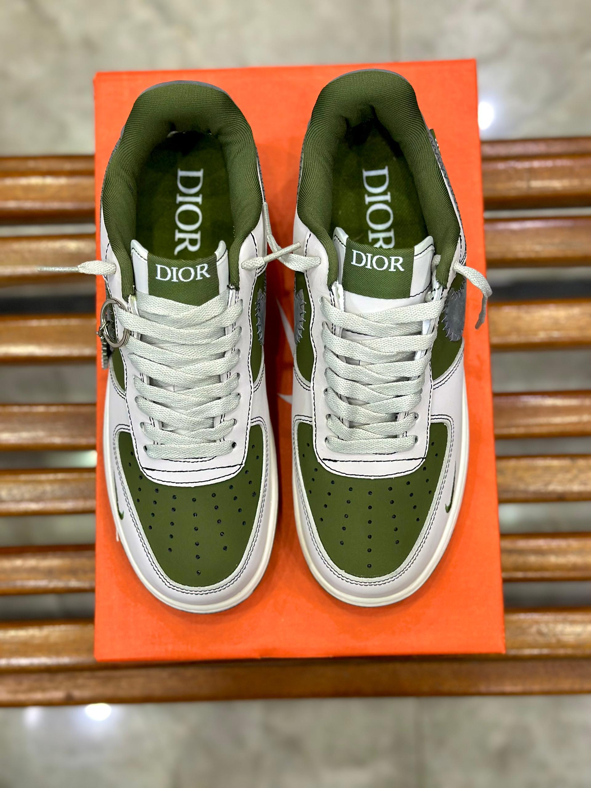 AIR FORCE