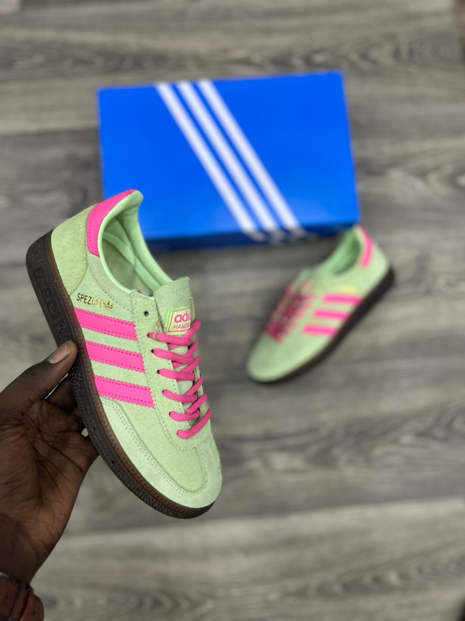 ADIDAS SPEZIAL
