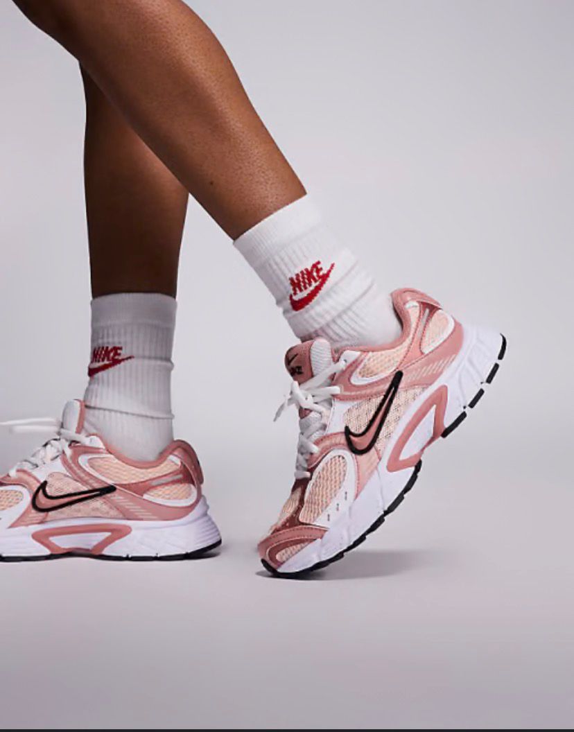 NIKE P6000