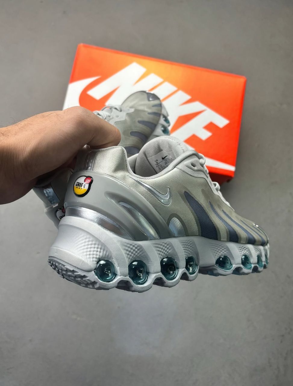 AIR MAX DN