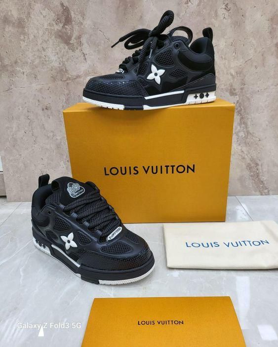 LOUIS VITTON