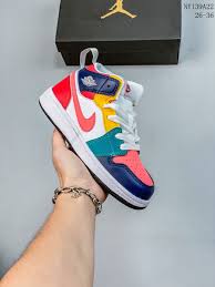 JORDAN 01